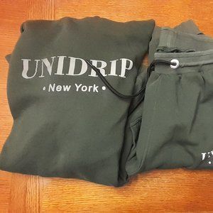 Unidrip green sweatsuit, pullover hoodie and sweatpants, size XL